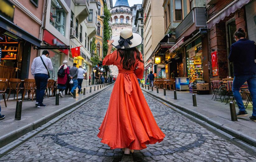 لباس زنانه مناسب برای سفر به ترکیه